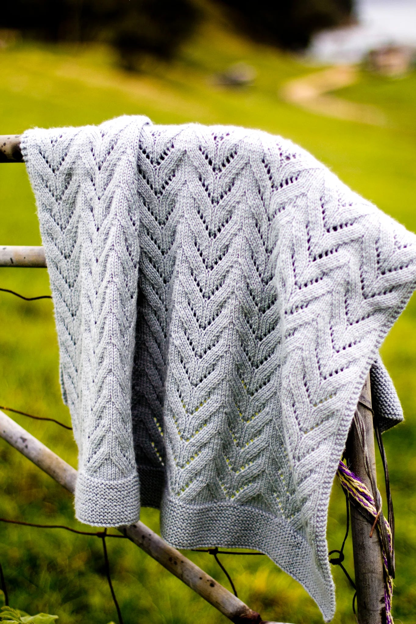 Twisty Lace Blanket 8ply | Lisa F Design - BC11