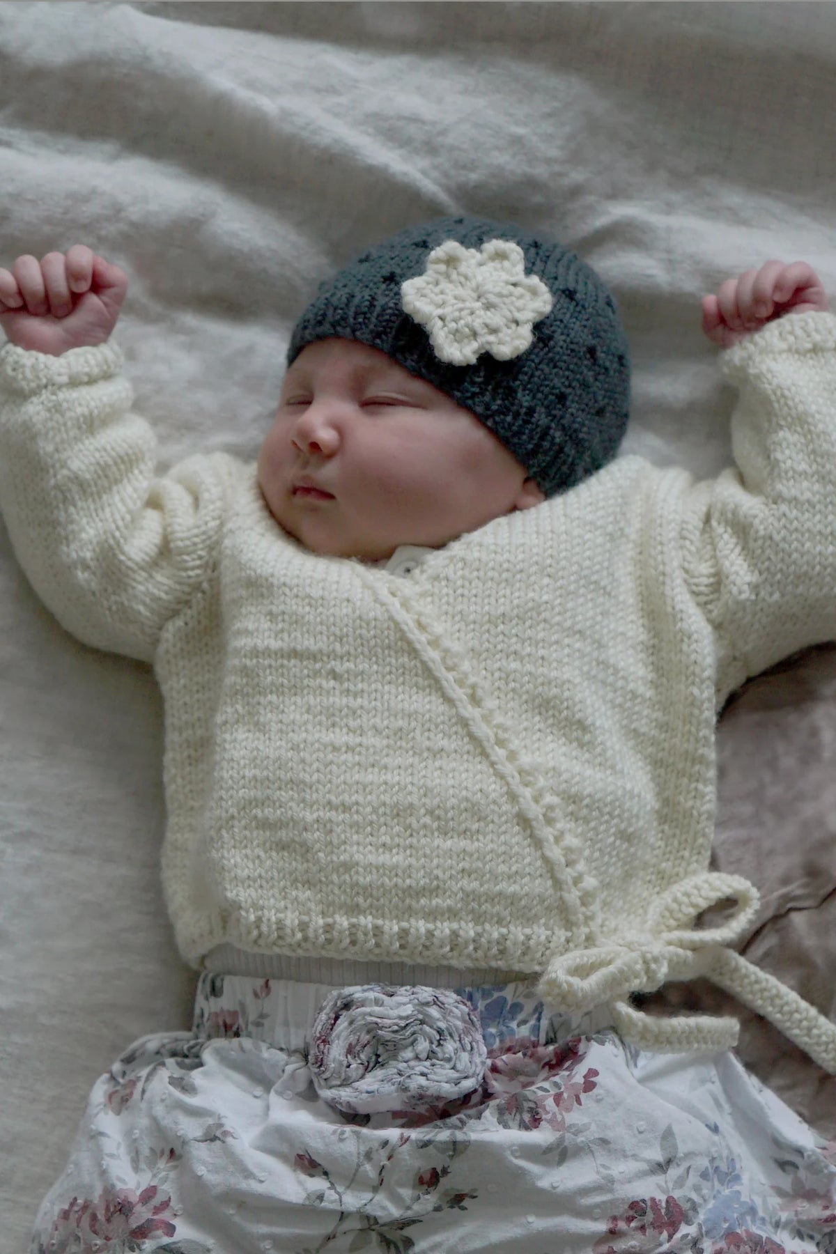 Sophia Cardi & Hat 8ply | lisafdesign BC73