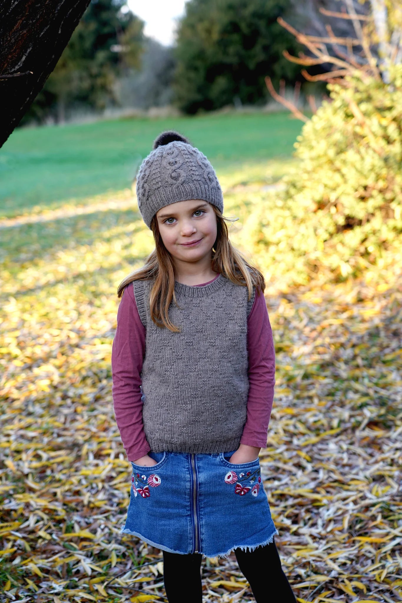 Vyna Vest and Hat 8ply | Lisa F Design - LF50