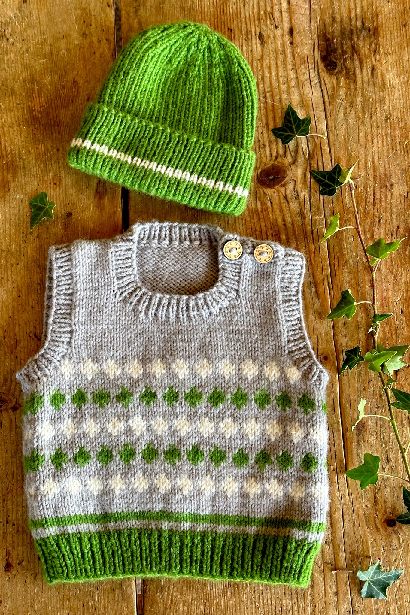 Cypress Vest & Beanie 8ply | Lisa F Design BC118