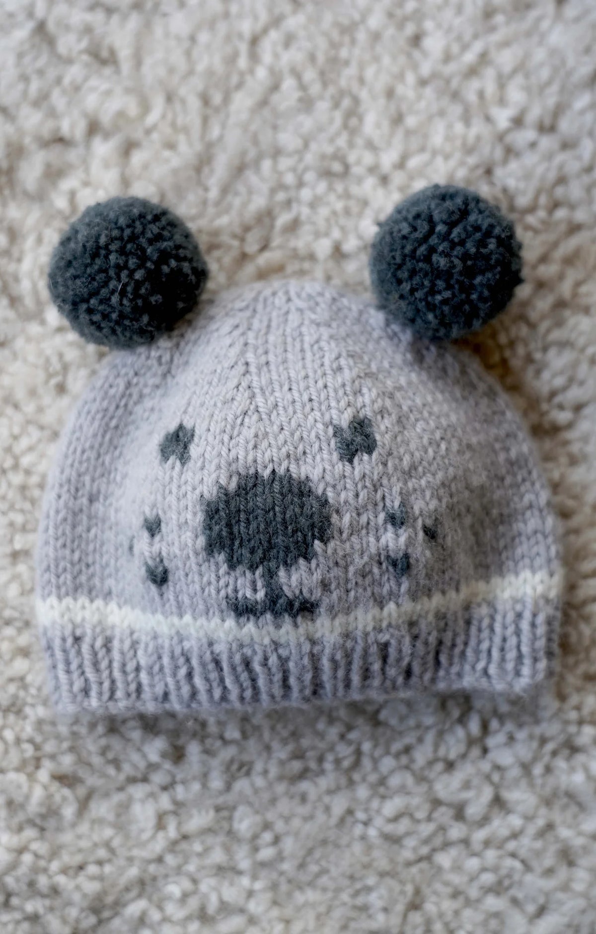 Farmyard Friends Hat 8ply | lisafdesign BC140