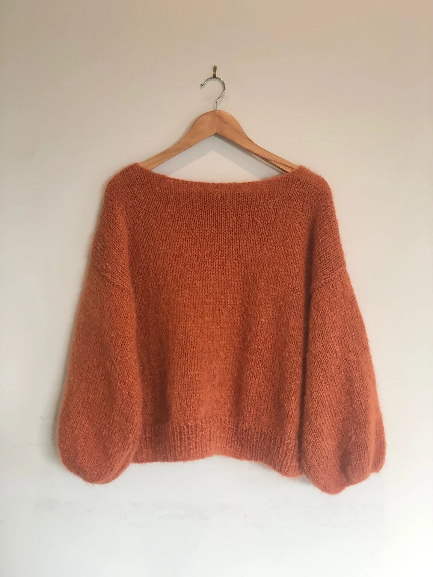Jojo Jumper | Touch Yarns #136