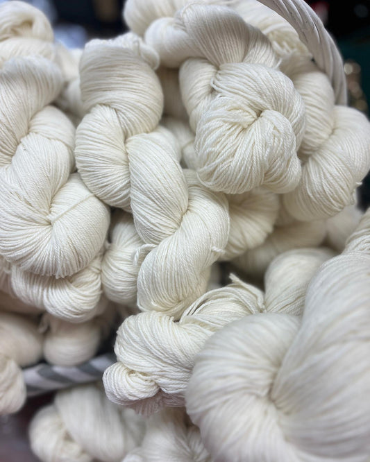 Acacia Downs 4ply Corriedale 100gm