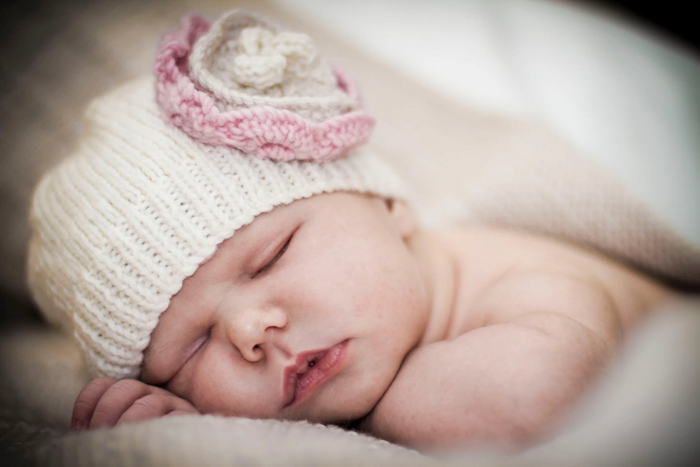 Antoinette Hat 8ply | Lisa F Design - BC04