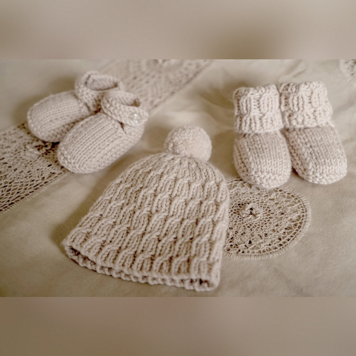 Scout Beanie & Shoes 8ply | lisafdesign BC61