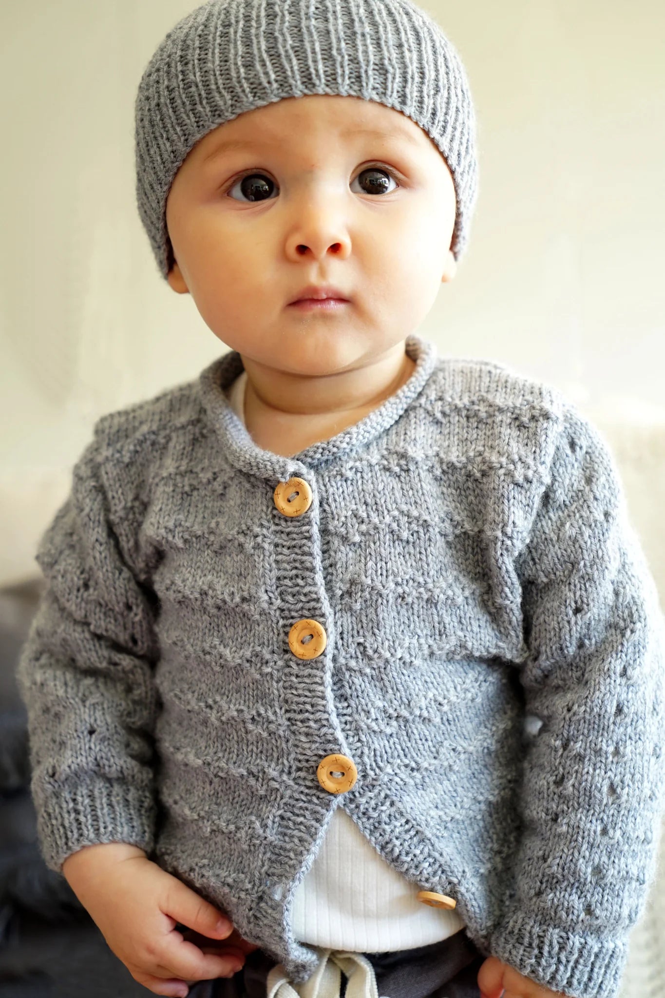 Clementina Cardi & Hat 4ply | Lisa F Design - BC82