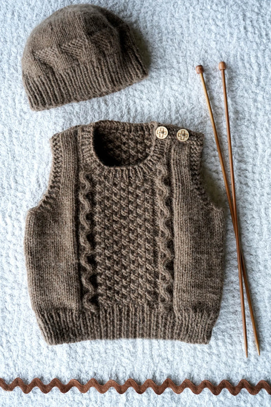 Noa Vest & Hat 8ply | Lisa F Design BC143