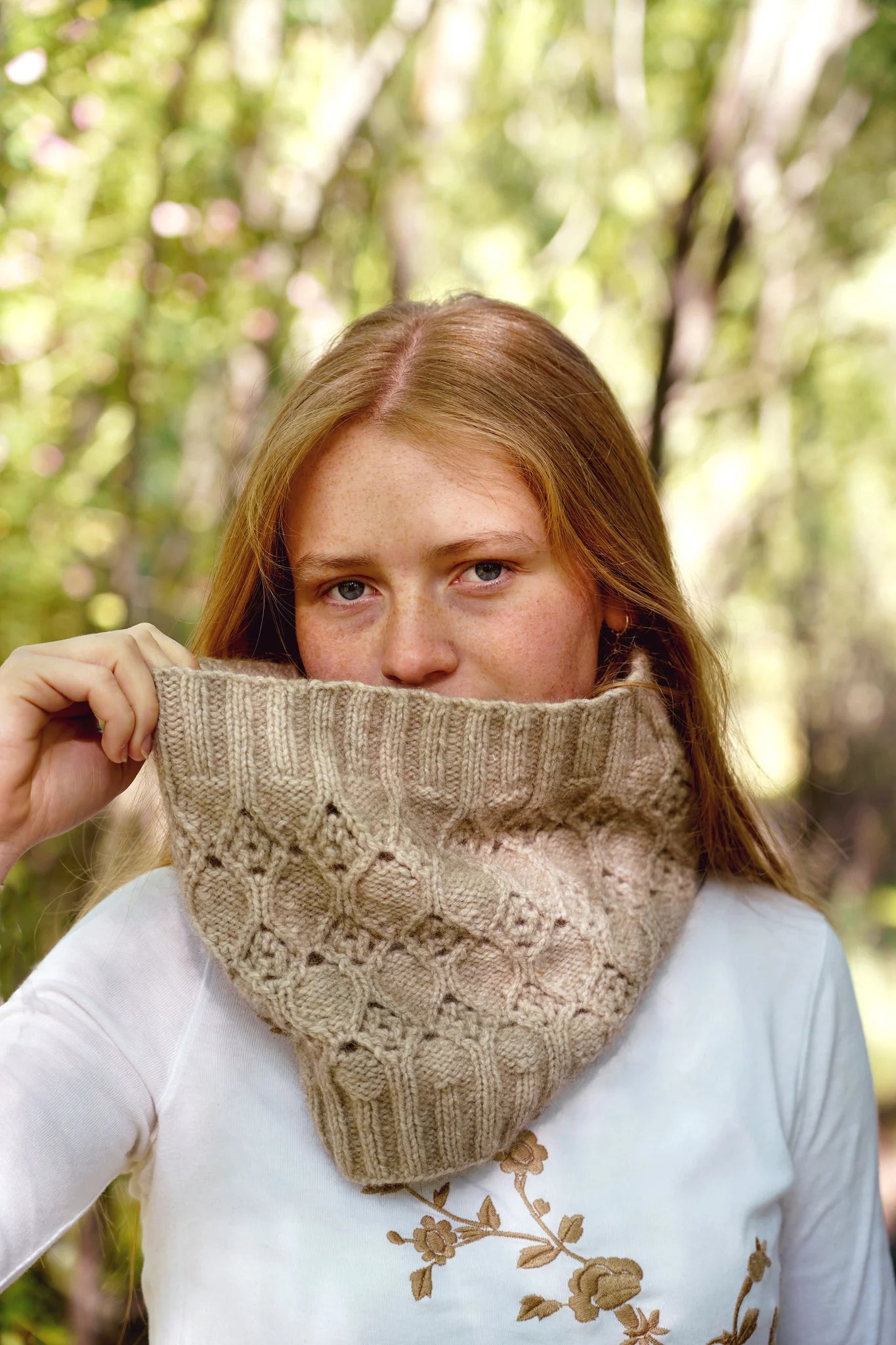 Serenity Cowl 8ply | Lisa F Design HC68