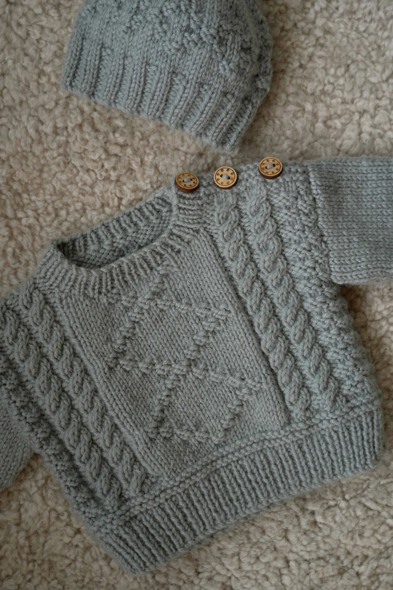 Sebbe Sweater and Hat 8ply | Lisa F Design - BC127