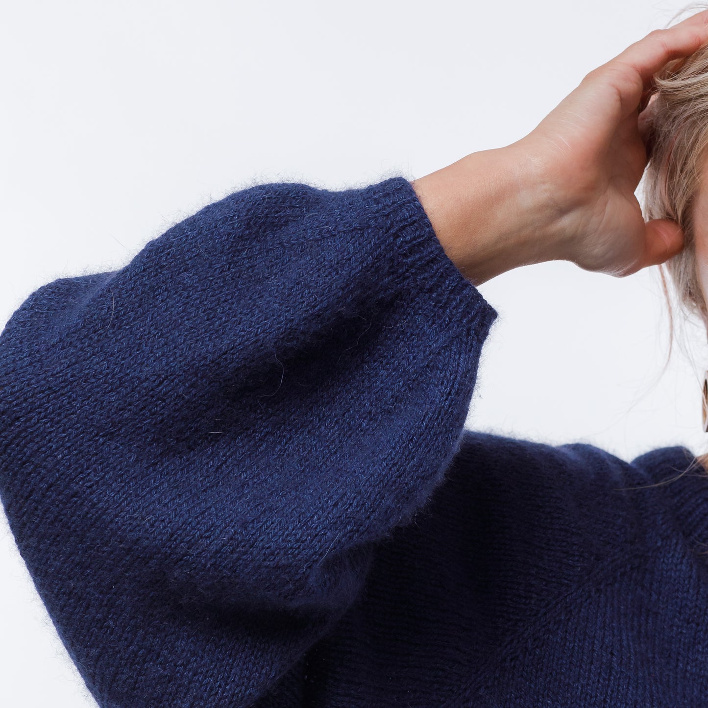 Deep Raglan Sweater 8ply | Purl Foundry