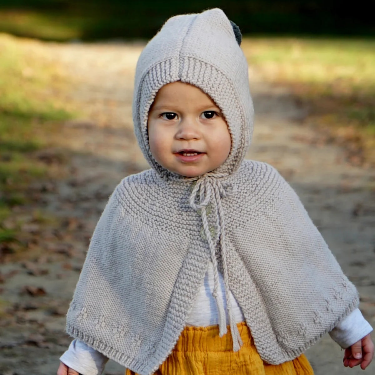 Princess Stephanie Cape 8ply | lisafdesign BC80