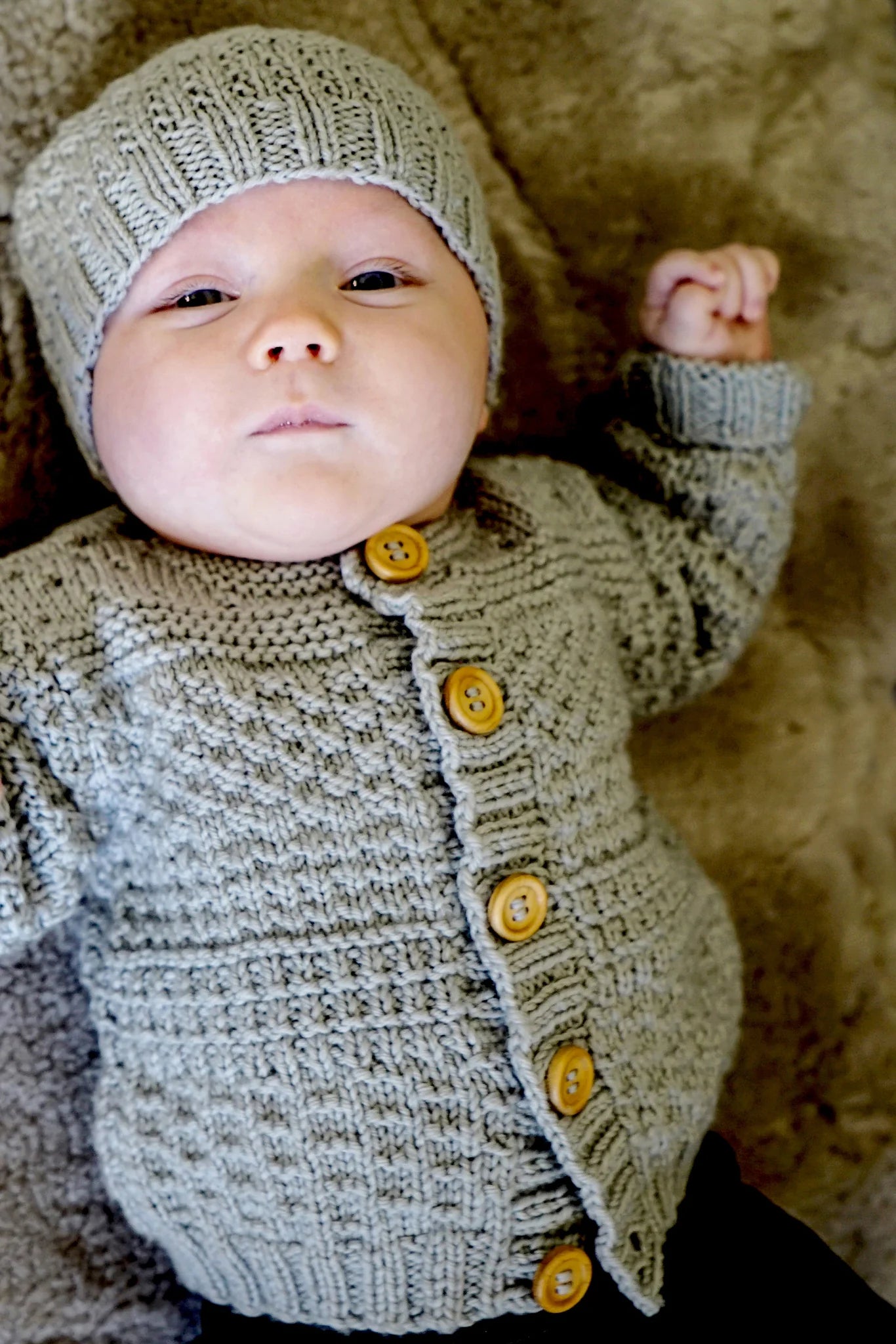 Austin Cardi & Beanie 8ply | Lisa F Design - BC64